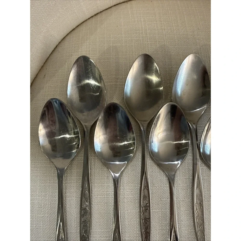 12 Big Soup Spoon CUS1 Custom Craft‎ Stainless Roses Flowers Taiwan